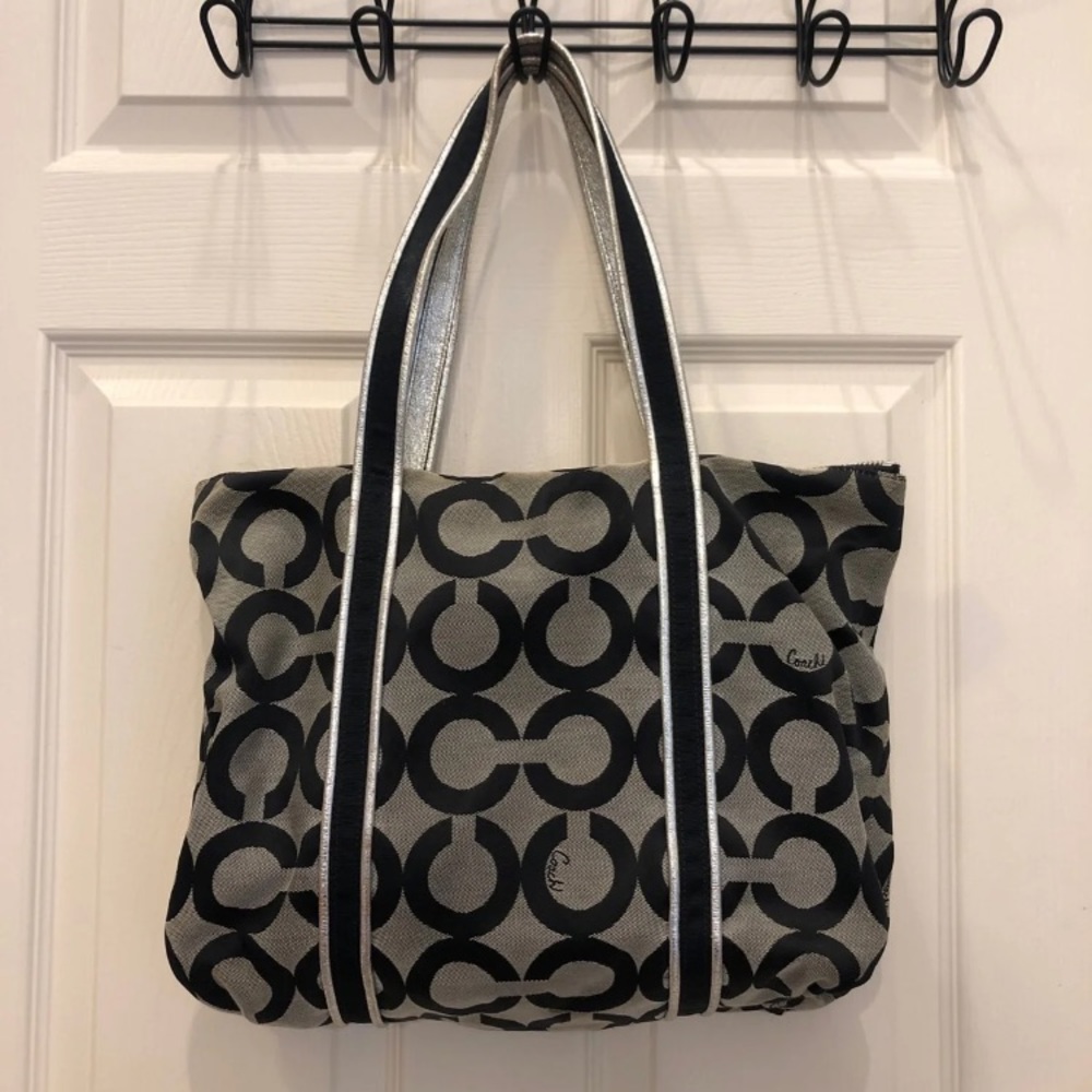 SOLD Coach purse - Picture 2 of 8